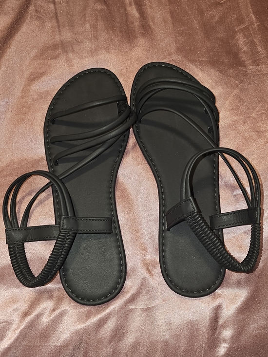 SHEIN Shoes - SHEIN Black Multi-Strap Elastic Back Sandals